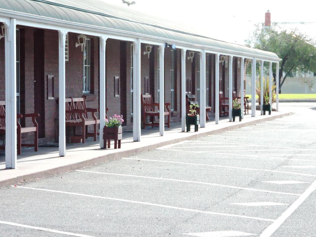 Bairnsdale Tanjil Motor Inn Exterior photo